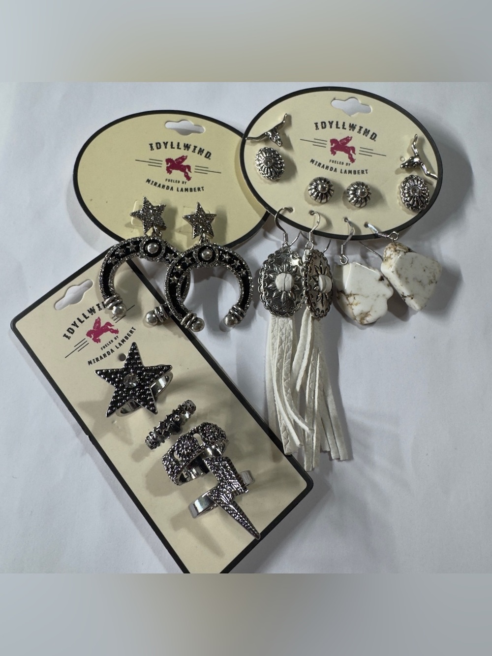 Idyllwind Silver and White Mixed Earring and Ring Set